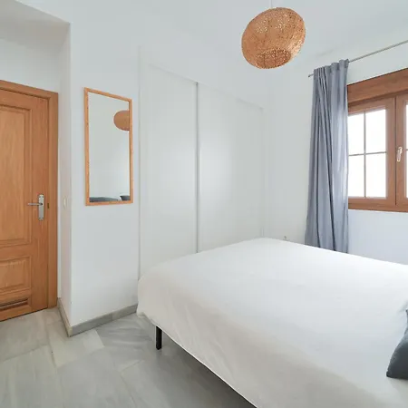 Apartamento En El Centro, Tranquilo Y Luminoso